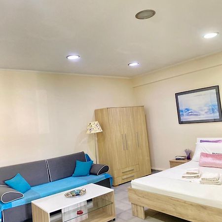 Cozy Apartment Near To The Airport Kouvaras Екстер'єр фото