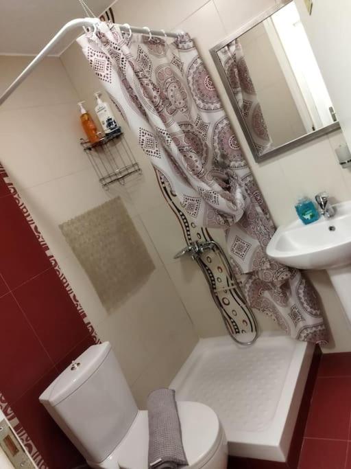 Cozy Apartment Near To The Airport Kouvaras Екстер'єр фото