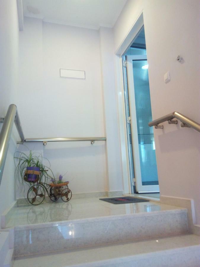 Cozy Apartment Near To The Airport Kouvaras Екстер'єр фото